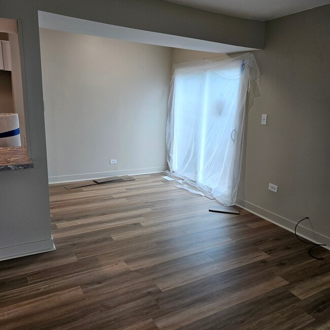 Photo - 5565 Allemong Dr