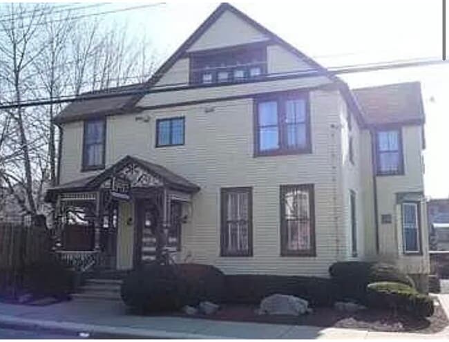 Photo - 116 Murray St Unit 1
