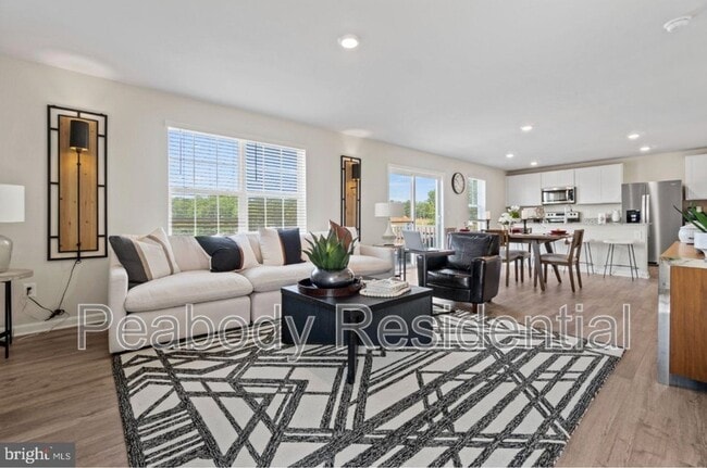 Photo - 108 Hemphill St