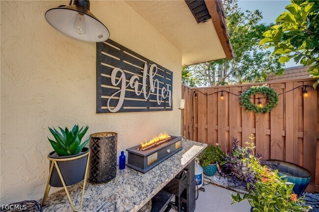 Photo - 5213 Cedarbend Dr
