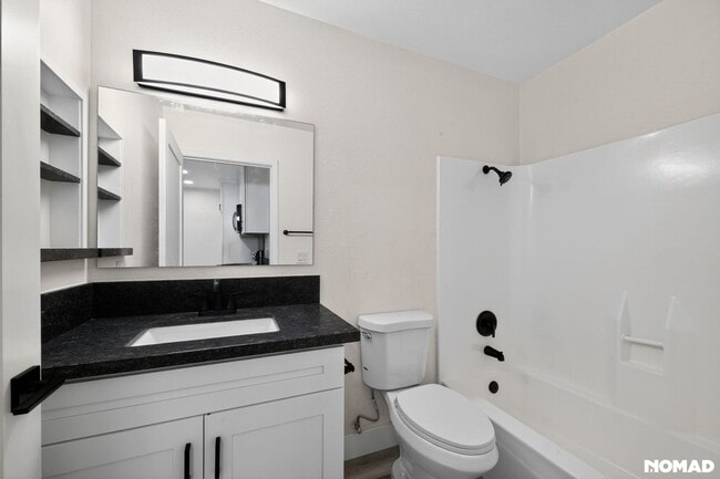 Photo - 4085 48th St