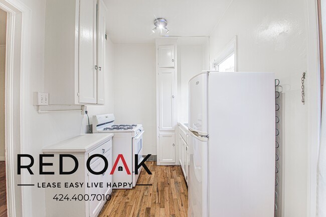 Photo - 836 Sanborn Ave Unit 212