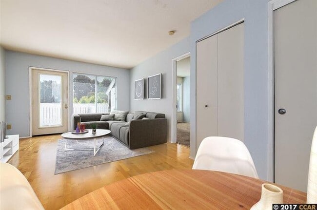 Photo - 140 Marina Lakes Dr Unidad 140