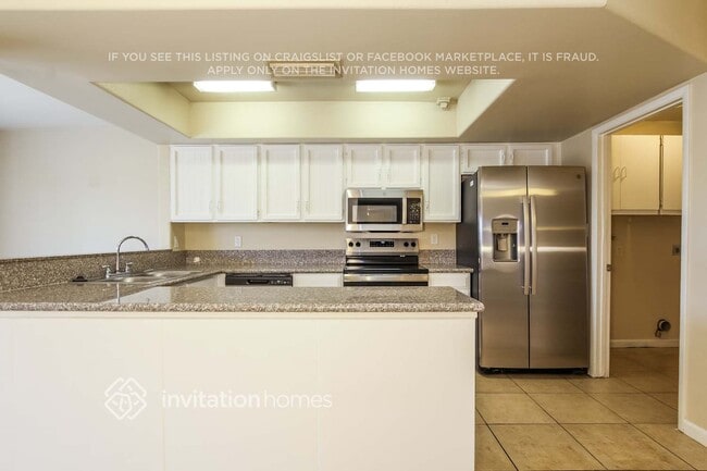 Photo - 7525 W MacKenzie Dr