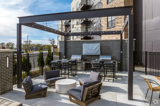 Grilling Station - Darby at Briarcliff