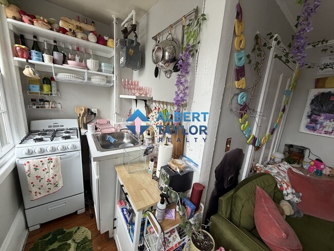 Photo - 5 Champney Pl