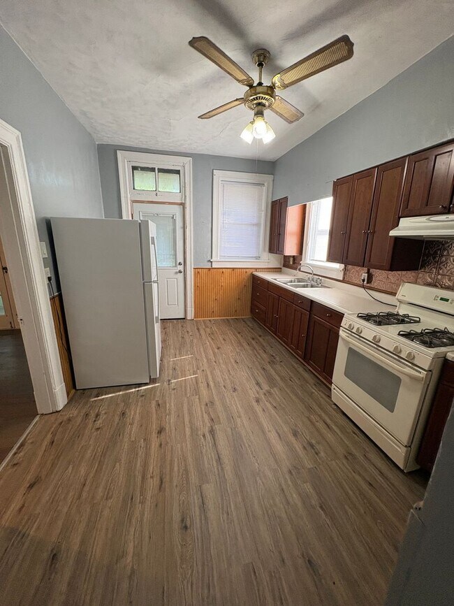 Photo - 4440 Gibson Ave Unit 4440-B Gibson Ave