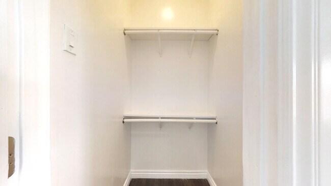 Photo - Heliotrope Apartments