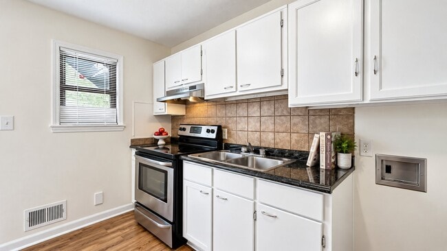 573 Evergreen Terrace Unit 2