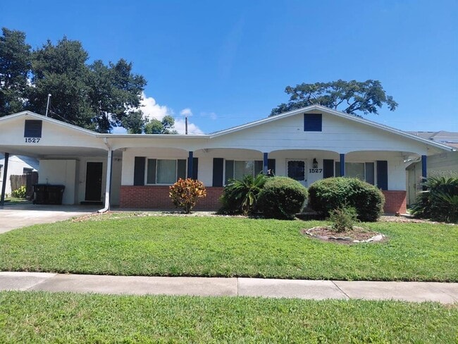 Building Photo - 1527 Leeway Ave Rental