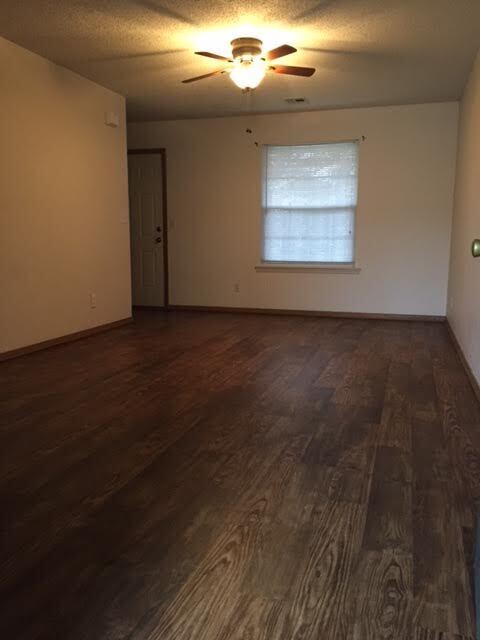 Photo - 522 Birmingham St SW