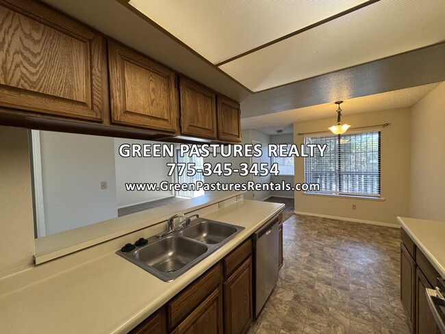 Building Photo - 542 Nichols Blvd Rental