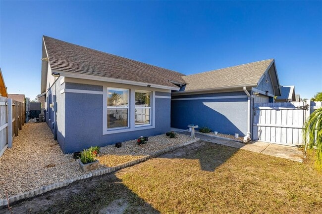 Building Photo - 3045 Bloomsbury Dr