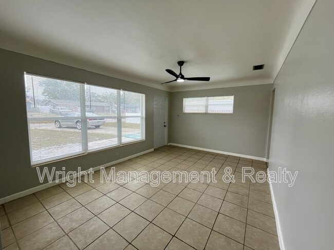 Photo - 10731 108th St N