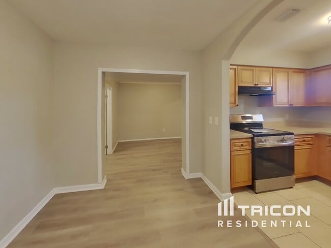 Photo - 804 Heidi Rd