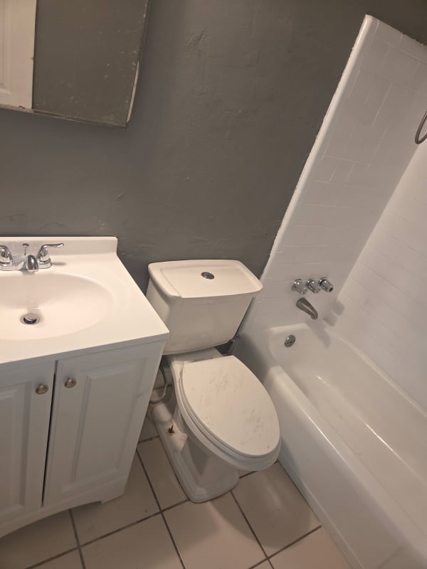 Photo - 1277 W 27th St Unit 1