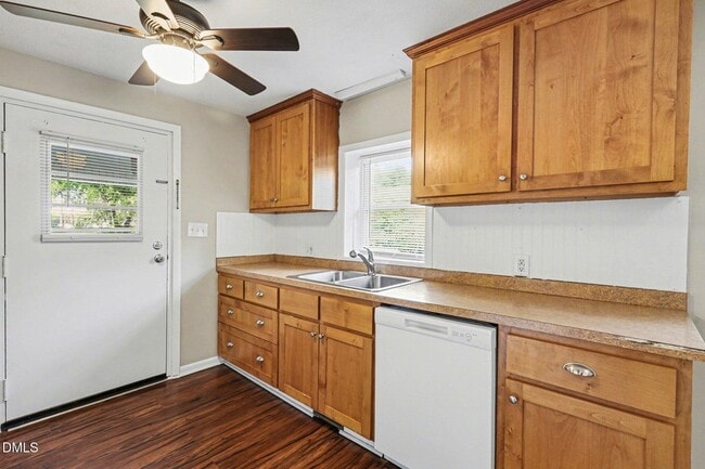 Photo - 534 N Fayetteville St