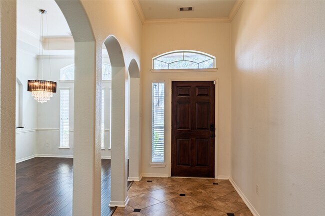 Photo - 4408 Chevy St