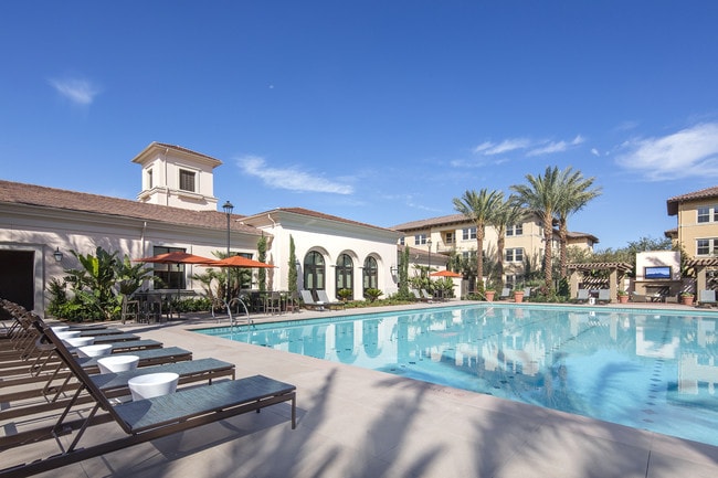 Portola Court Apartment Homes