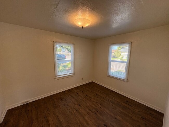 Photo - Cozy Home On Spacious Lot Available Now!