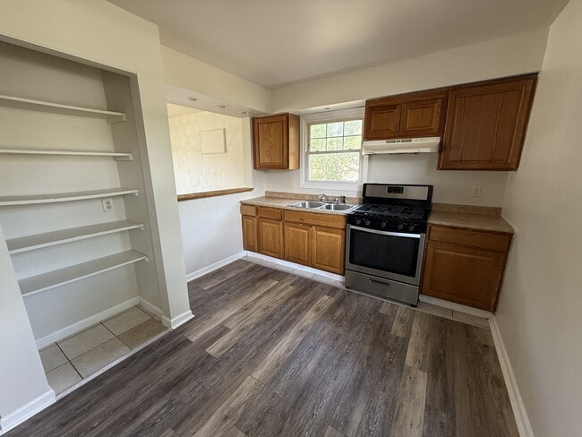 Photo - 207 N Central Ave