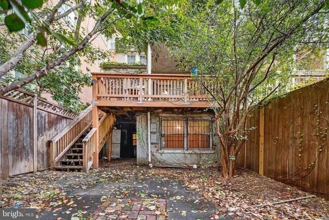 Photo - 1745 Lanier Pl NW