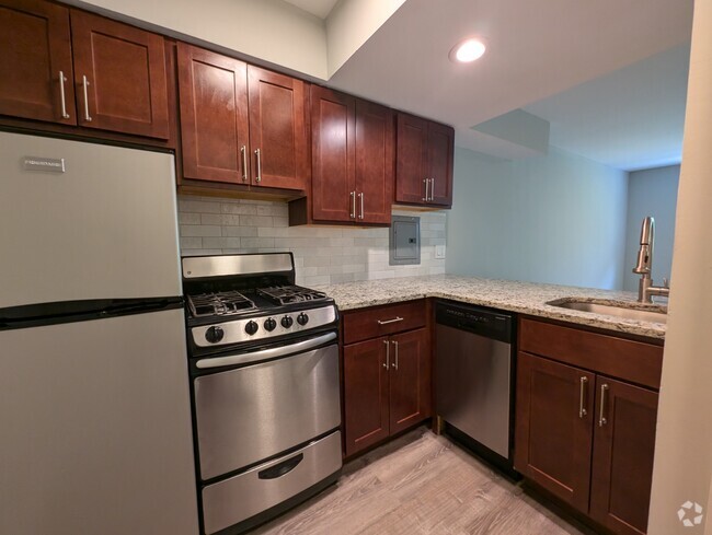 Building Photo - 454 W Barry Ave Unit #445-504 Rental