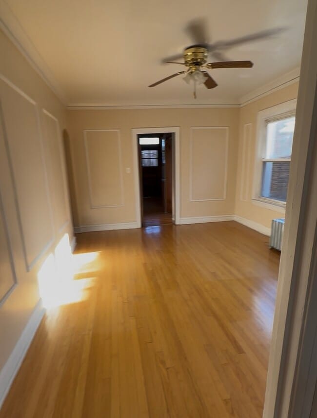 Photo - 7825 S Phillips Ave