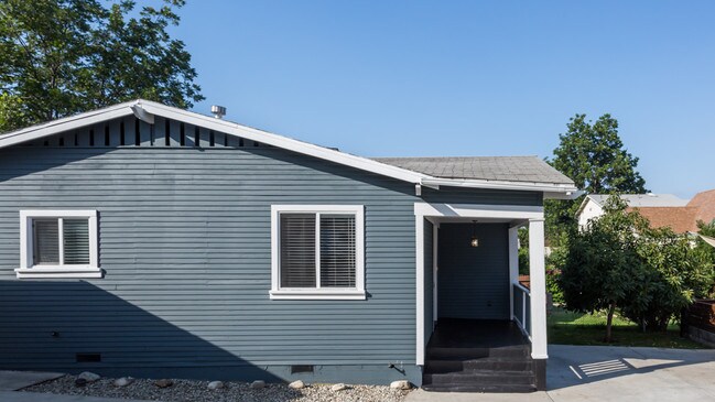 Photo - 708 Tularosa Dr