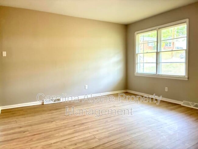 Photo - 6800 Fieldvale Pl