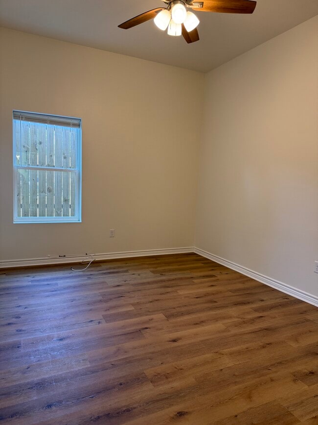 Photo - 170 Bailey Ave