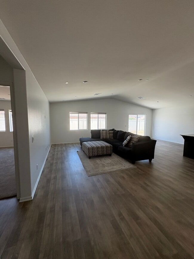 Photo - Beautiful Newly Built Single-Family Home-Hemet!