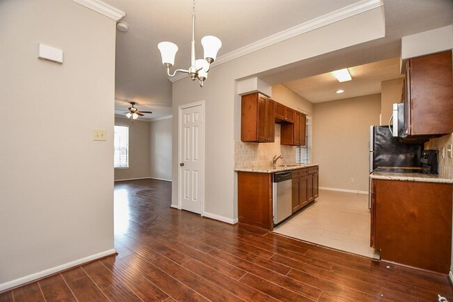 Photo - 2255 Braeswood Park Dr Unidad 168 Rental