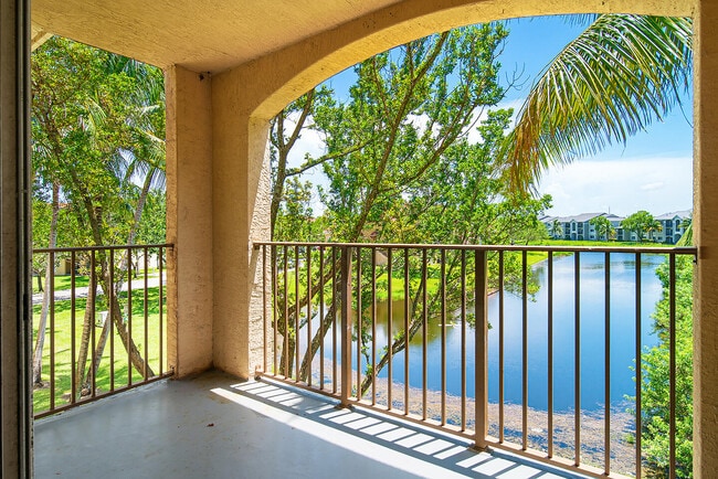 4211 San Marino Blvd Unit 306  