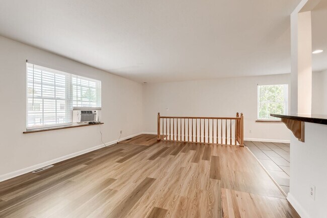 Photo - Lovely 2 bed 1 Bath Townhome in park-like setting in Boulder. - Available July 1st!