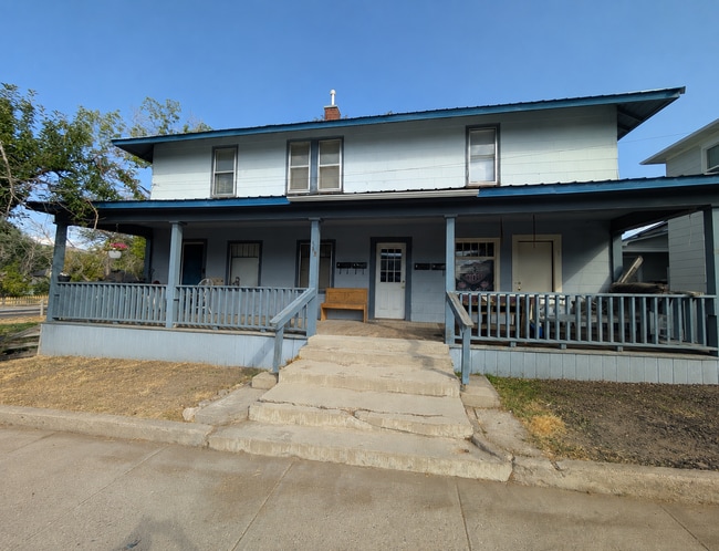 Building Photo - 548 W Bonneville St Unit 548 W Bonneville # 4
