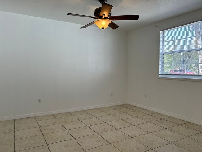 Photo - 417/419 Ave B NE Unit 419