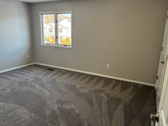 Photo - 3 Bedroom 2 Bath Condo