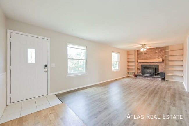 Photo - 17124 E Kent Dr