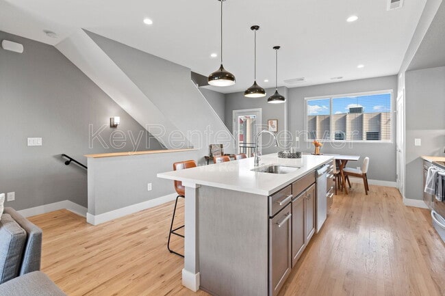 Photo - 7669 W 41st Ave