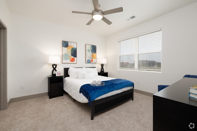 2BR, 2BA - 1,075SF - Primary Bedroom