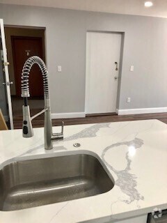 Building Photo - 38 Juniper St Unit 112 Rental