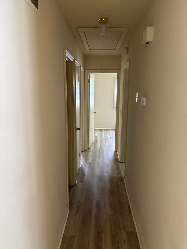 Photo - 1906 Wickham Ave