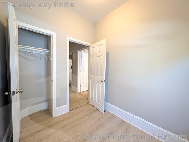 Photo - 254 Windsor St Unidad #1R