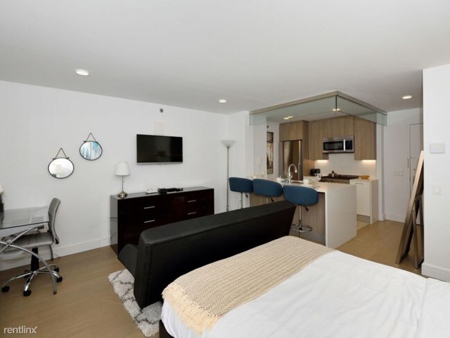 Apartments For Less Than 700 In Reno Nv Com Photo Studio 1 Bath Apartment 50 N Sierra St