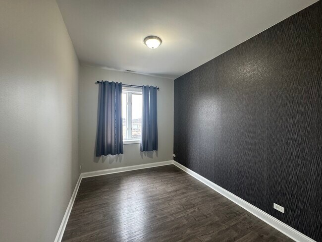 Photo - 1837 N Harlem Ave Unit 3