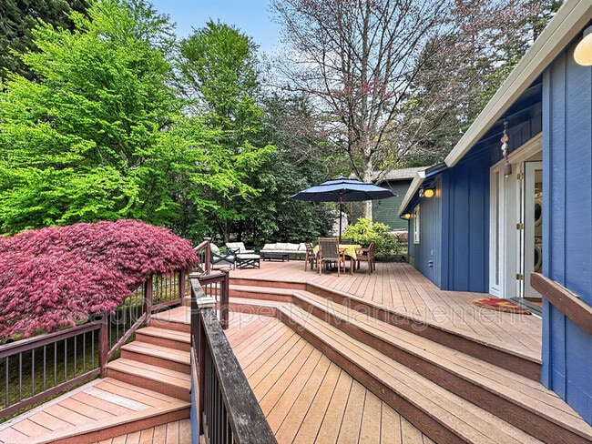 Photo - 5701 SW Hamilton St