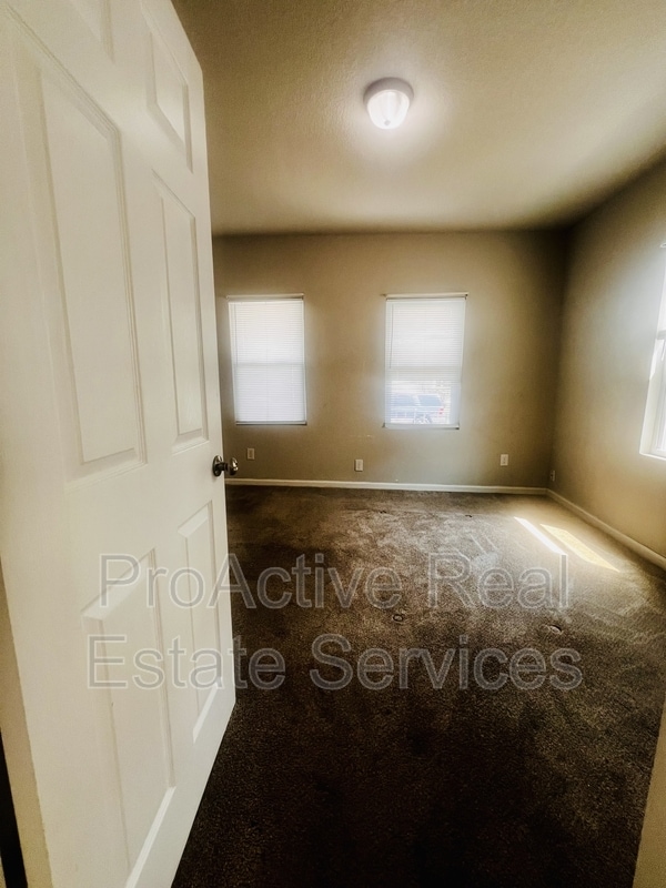 Photo - 809 Whitehead Ave
