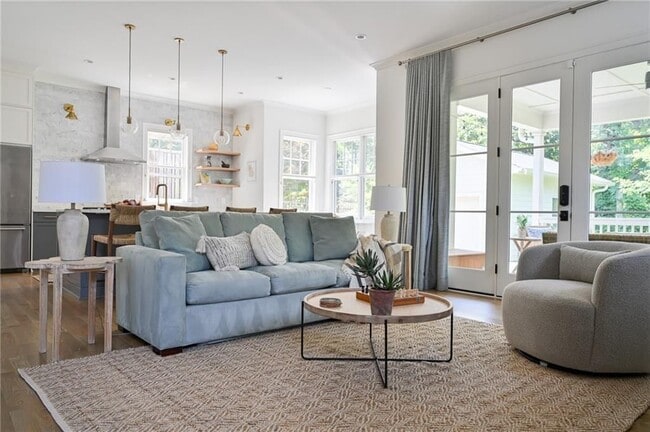 Photo - 801 Adair Ave NE