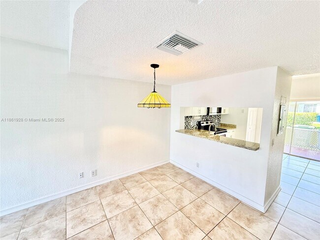 Photo - 70 Whitehead Cir